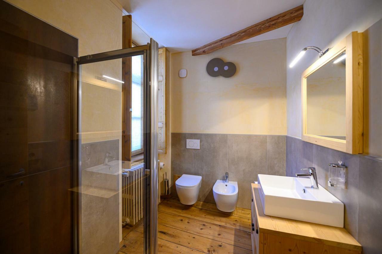 B&B Antica Residenza Centro Storico Tirano Eksteriør billede