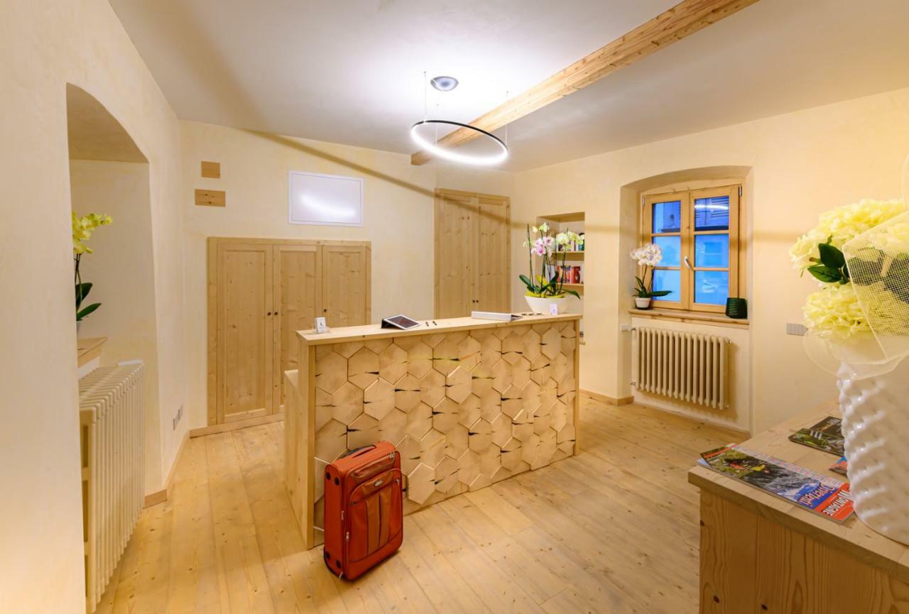 B&B Antica Residenza Centro Storico Tirano Eksteriør billede