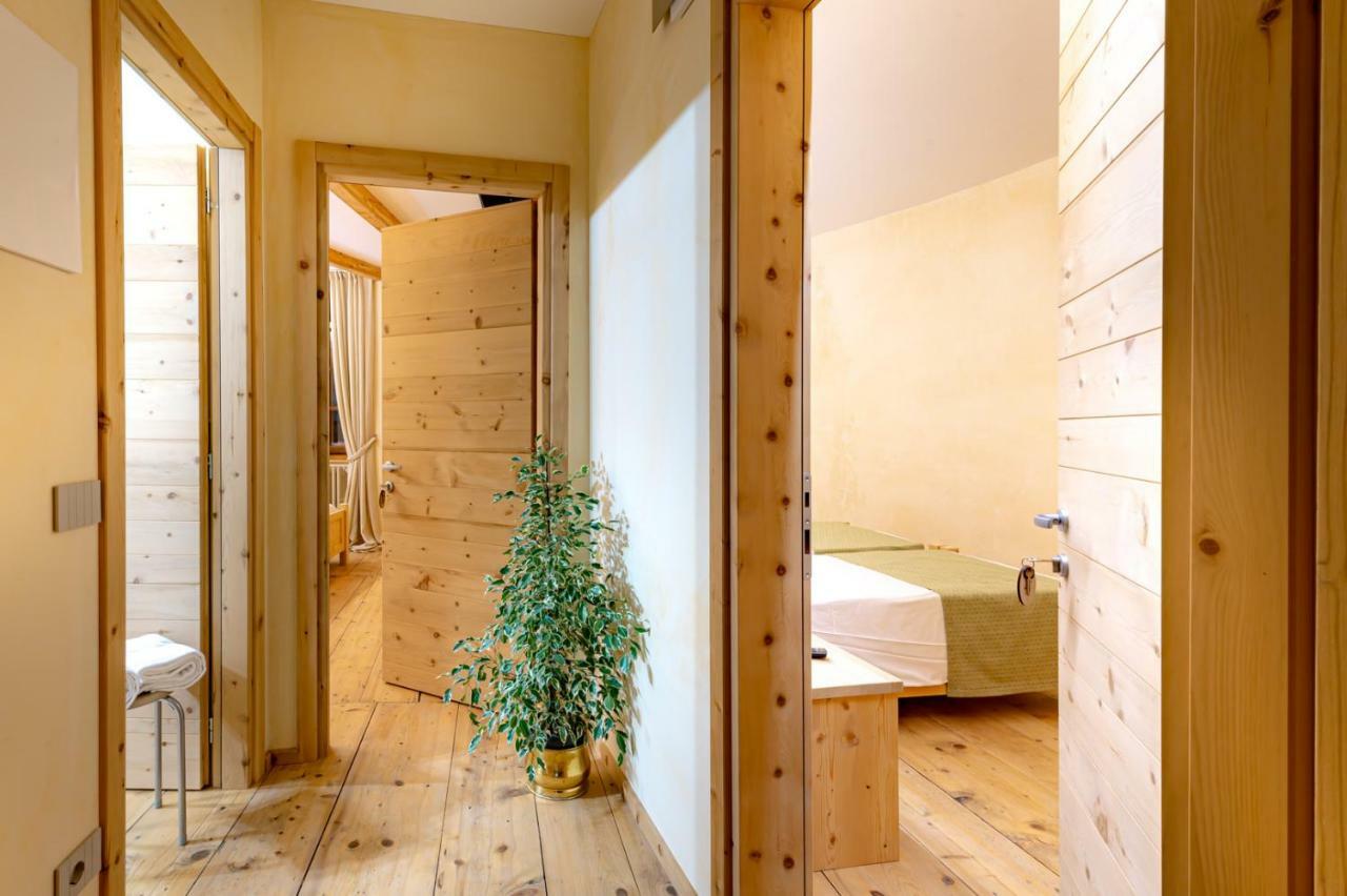 B&B Antica Residenza Centro Storico Tirano Eksteriør billede